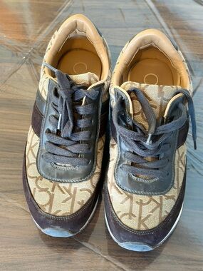 Calvin Klein Women’s Tea Shoes